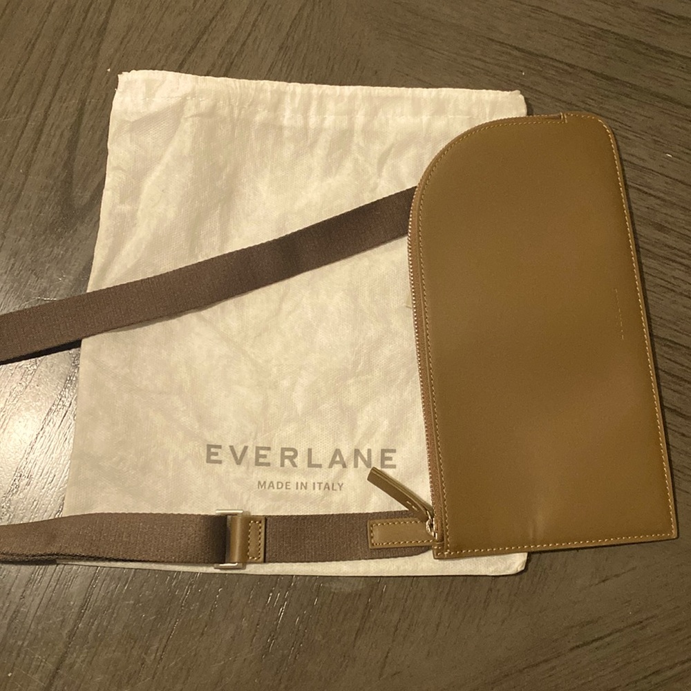 Everlane crossbody sling bag
